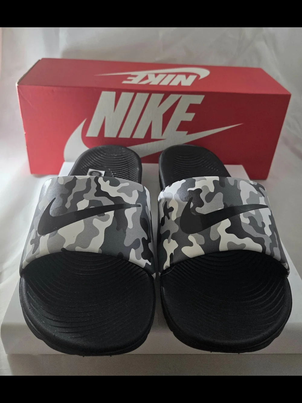 Nike slides swoosh easy